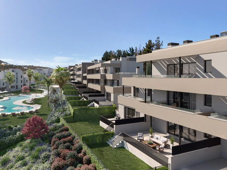 Luxury Living by the Golf & Sea