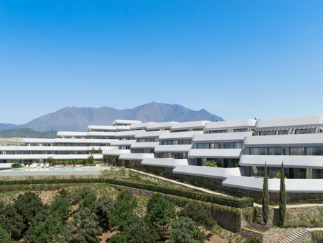 Elevated Living Between Sea, Golf, and Serenity