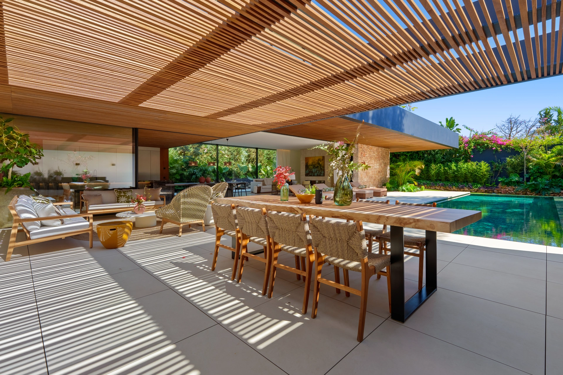 Villa en venta en Parcelas del Golf, Nueva Andalucia