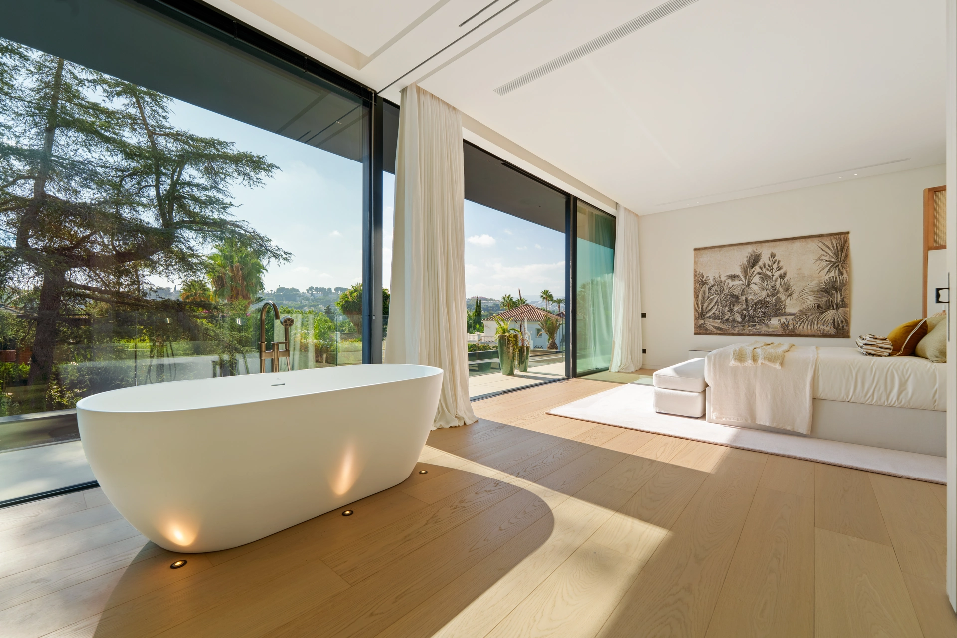 Villa en venta en Parcelas del Golf, Nueva Andalucia