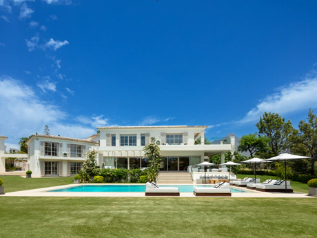 Impresionante Villa de Lujo Contemporánea en Aloha Golf Valley, Marbella