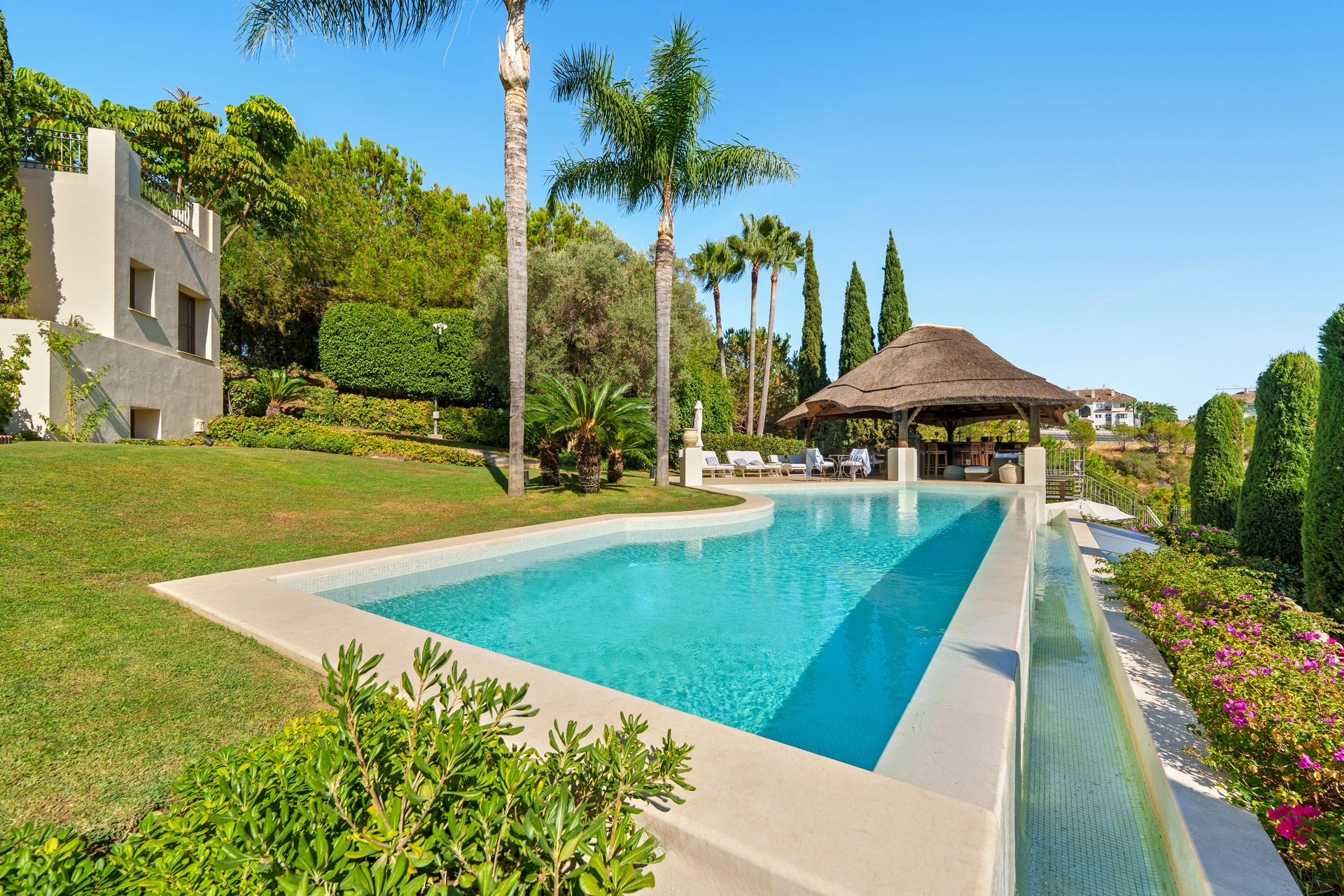 Villa for sale in Las Lomas del Marbella Club, Marbella Golden Mile