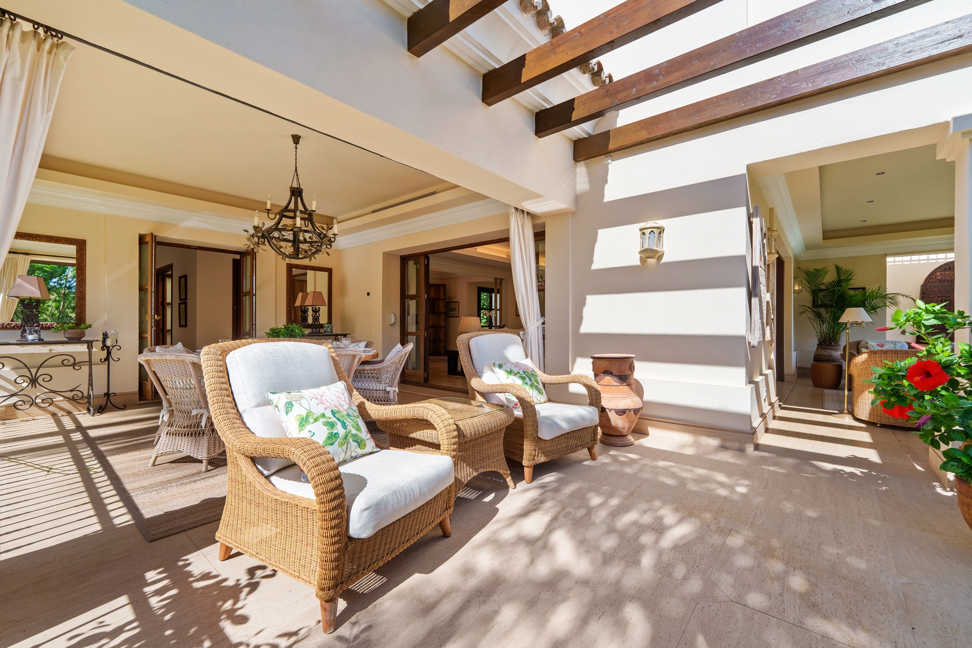 Villa for sale in Las Lomas del Marbella Club, Marbella Golden Mile
