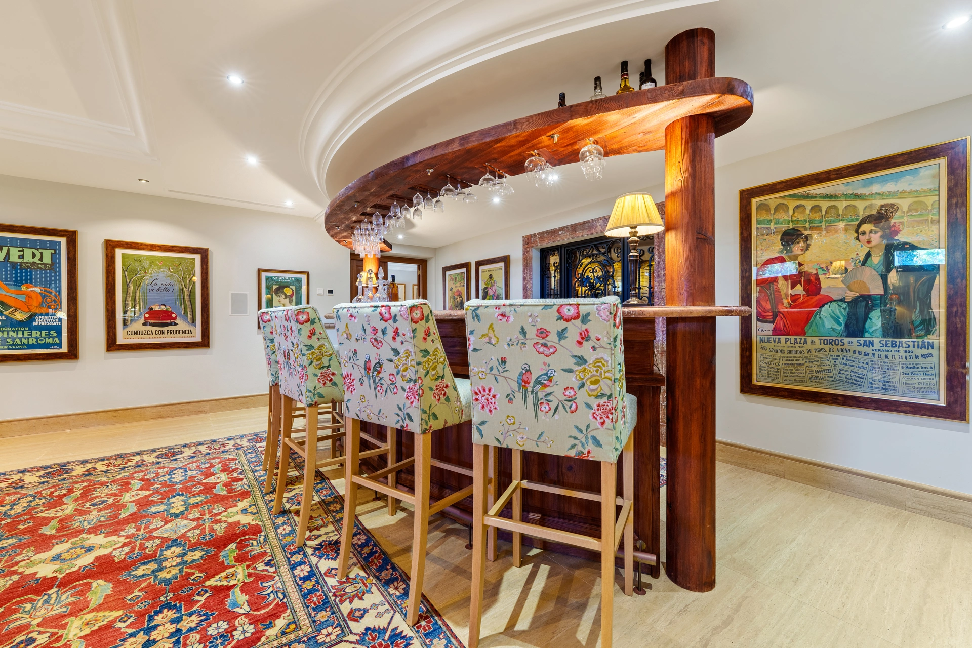 Villa for sale in Las Lomas del Marbella Club, Marbella Golden Mile