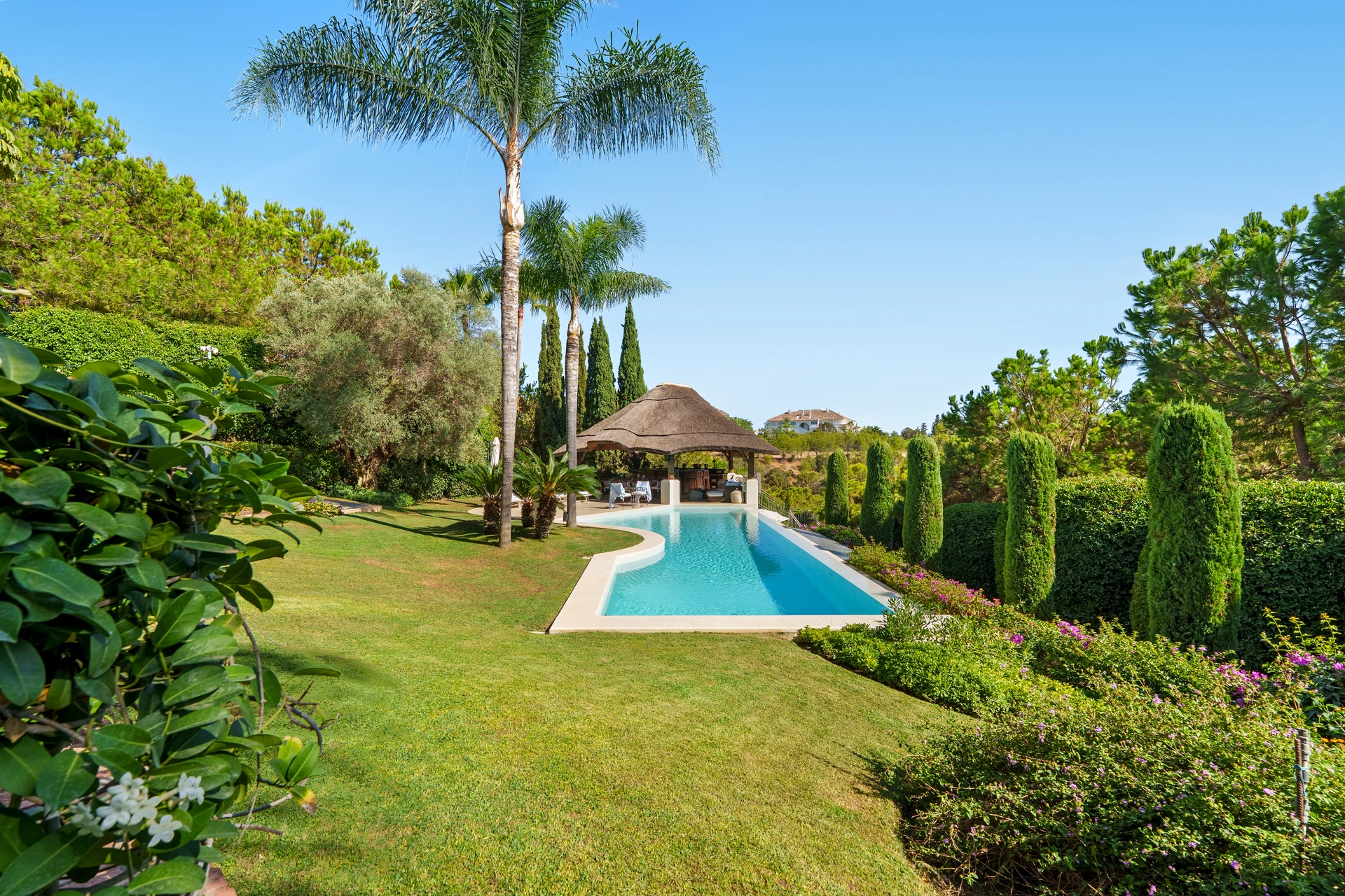 Villa for sale in Las Lomas del Marbella Club, Marbella Golden Mile