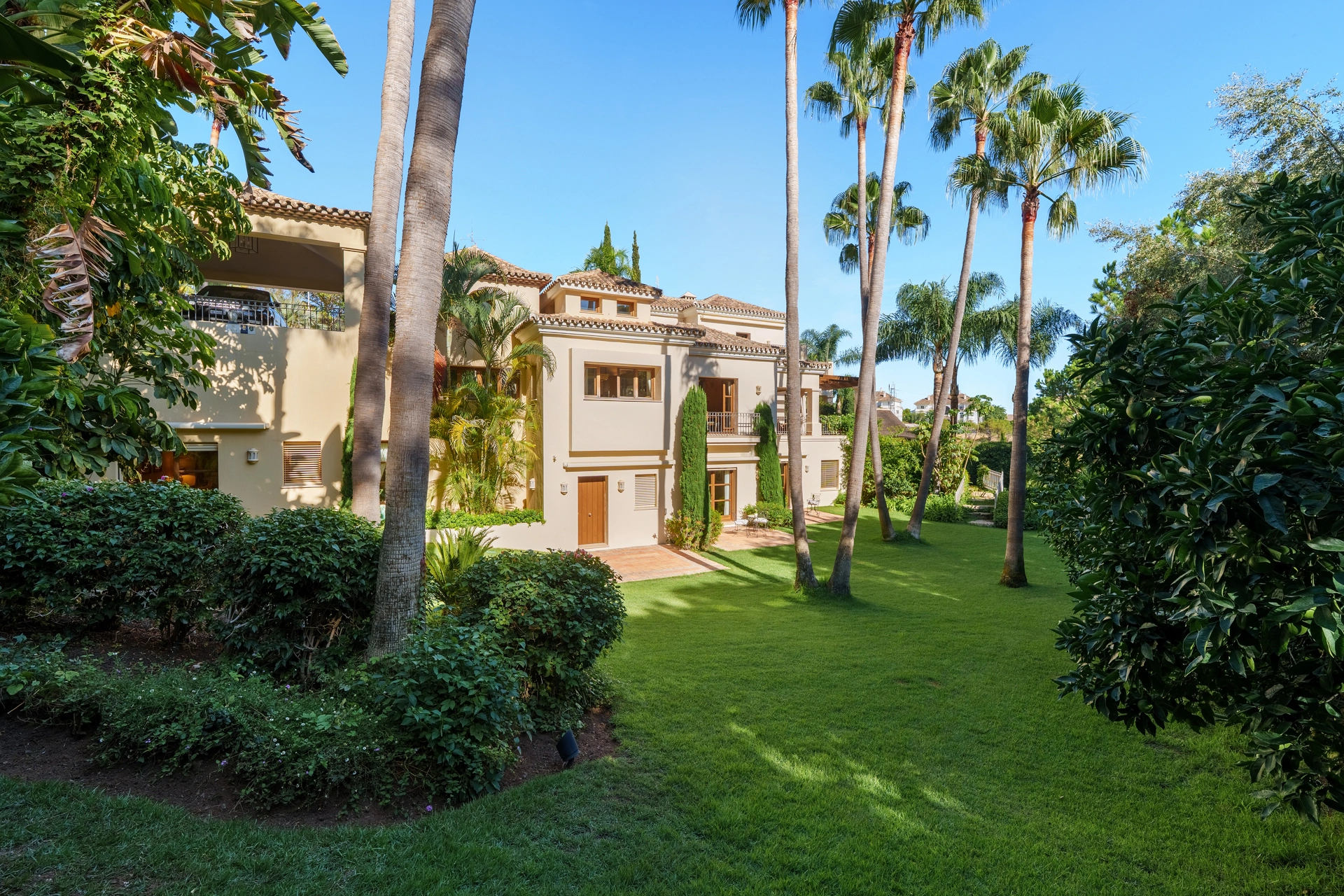 Villa for sale in Las Lomas del Marbella Club, Marbella Golden Mile