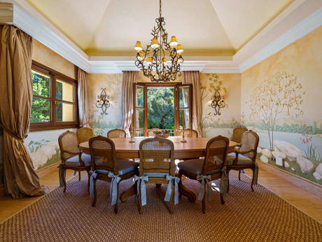 Exclusive Andalusian-Style Villa on Marbella’s Golden Mile