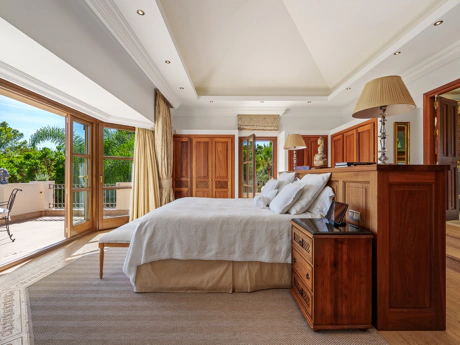 Exclusive Andalusian-Style Villa on Marbella’s Golden Mile