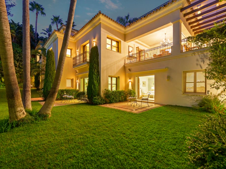 Exclusive Andalusian-Style Villa on Marbella’s Golden Mile