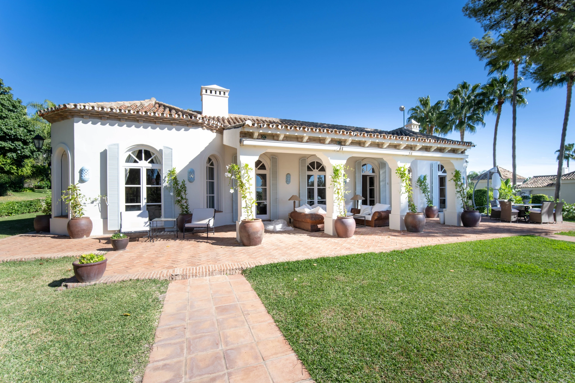 Villa for sale in Altos Reales, Marbella Golden Mile
