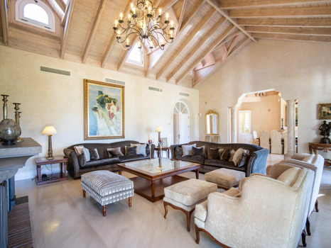 Timeless Mediterranean Elegance in Altos Reales – Marbella’s Hidden Gem of Luxury Living