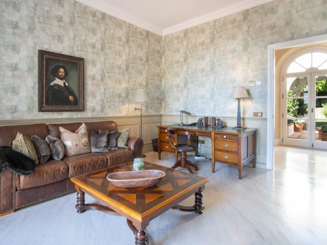 Timeless Mediterranean Elegance in Altos Reales – Marbella’s Hidden Gem of Luxury Living