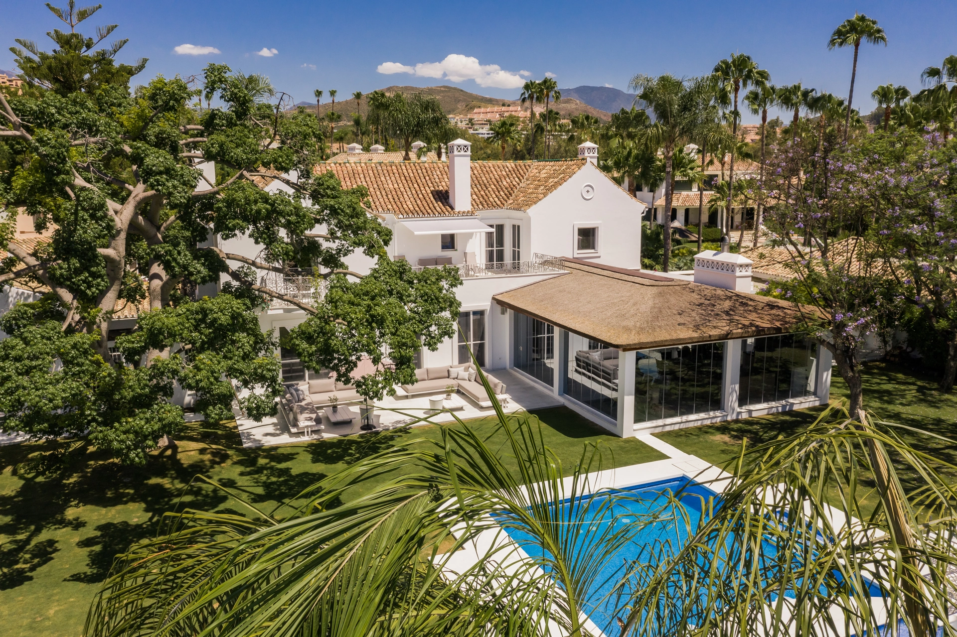 Villa en venta en La Cerquilla, Nueva Andalucia