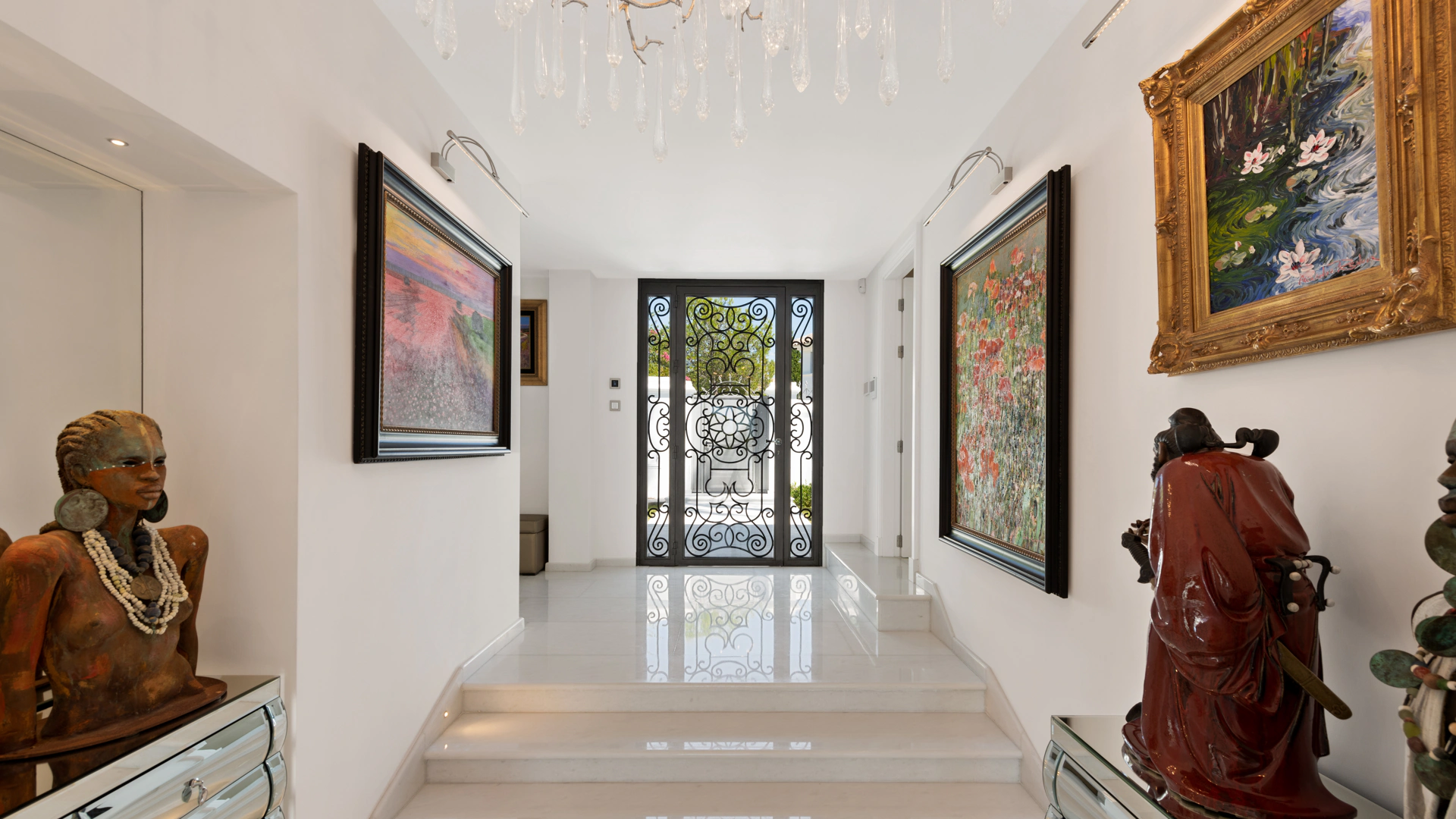 Villa en venta en La Cerquilla, Nueva Andalucia
