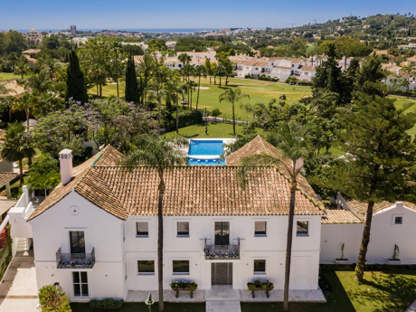 Exclusiva villa de lujo de 6 dormitorios en La Cerquilla, Marbella