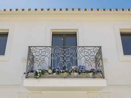 Exclusiva villa de lujo de 6 dormitorios en La Cerquilla, Marbella