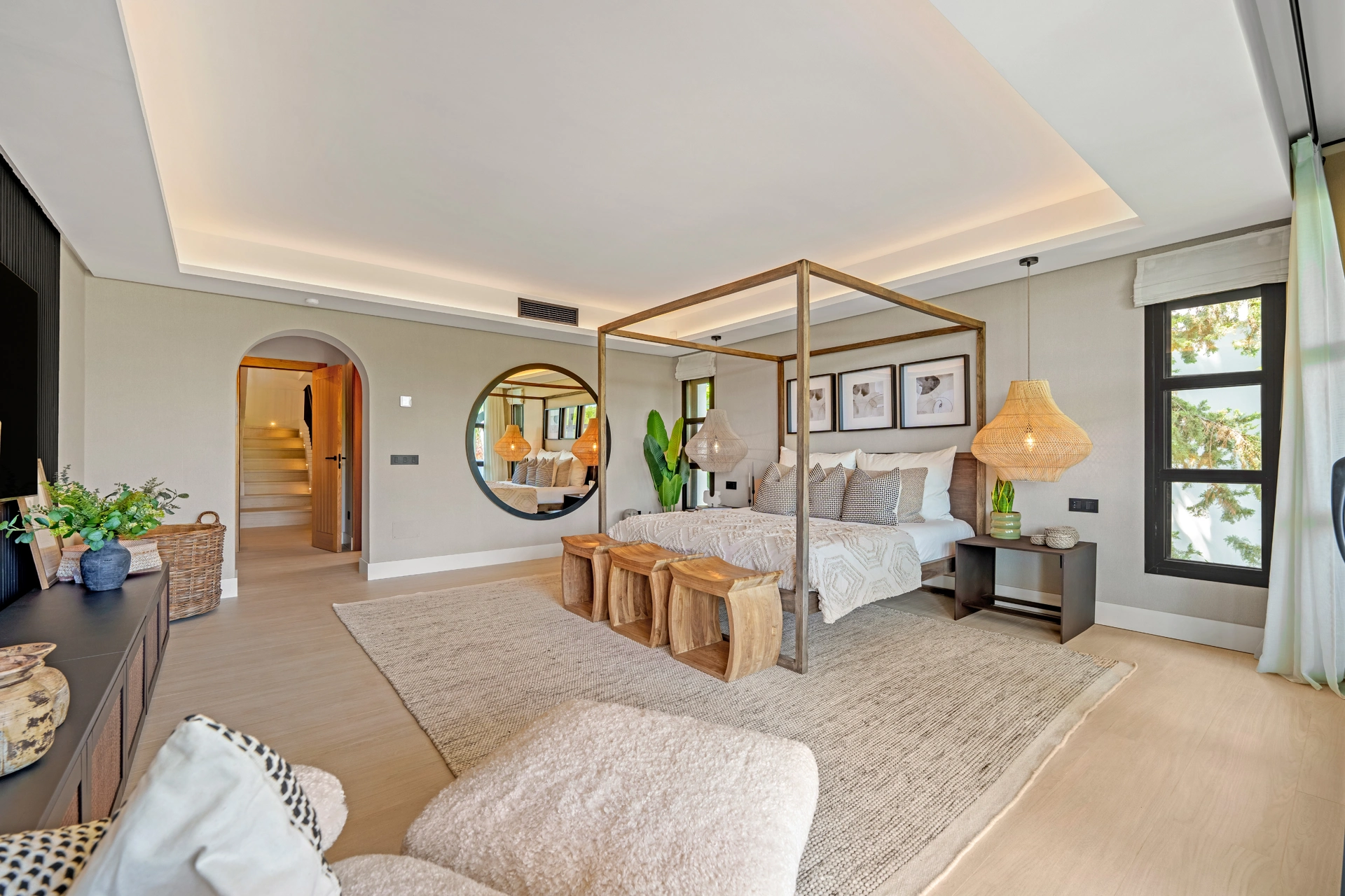 Villa for sale in Nueva Andalucia, Marbella