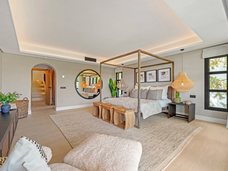 Exceptional Contemporary Luxury Villa in Nueva Andalucía, Marbella