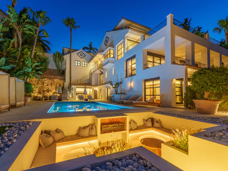 Exceptional Contemporary Luxury Villa in Nueva Andalucía, Marbella