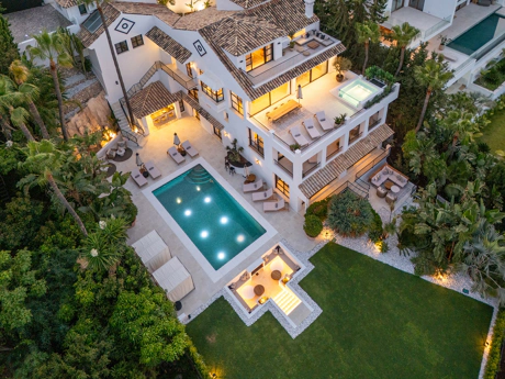 Excepcional Villa de Lujo Contemporánea en Nueva Andalucía, Marbella