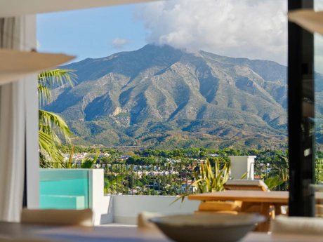 Excepcional Villa de Lujo Contemporánea en Nueva Andalucía, Marbella