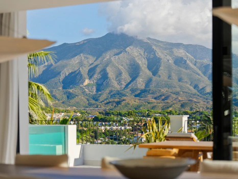 Exceptional Contemporary Luxury Villa in Nueva Andalucía, Marbella