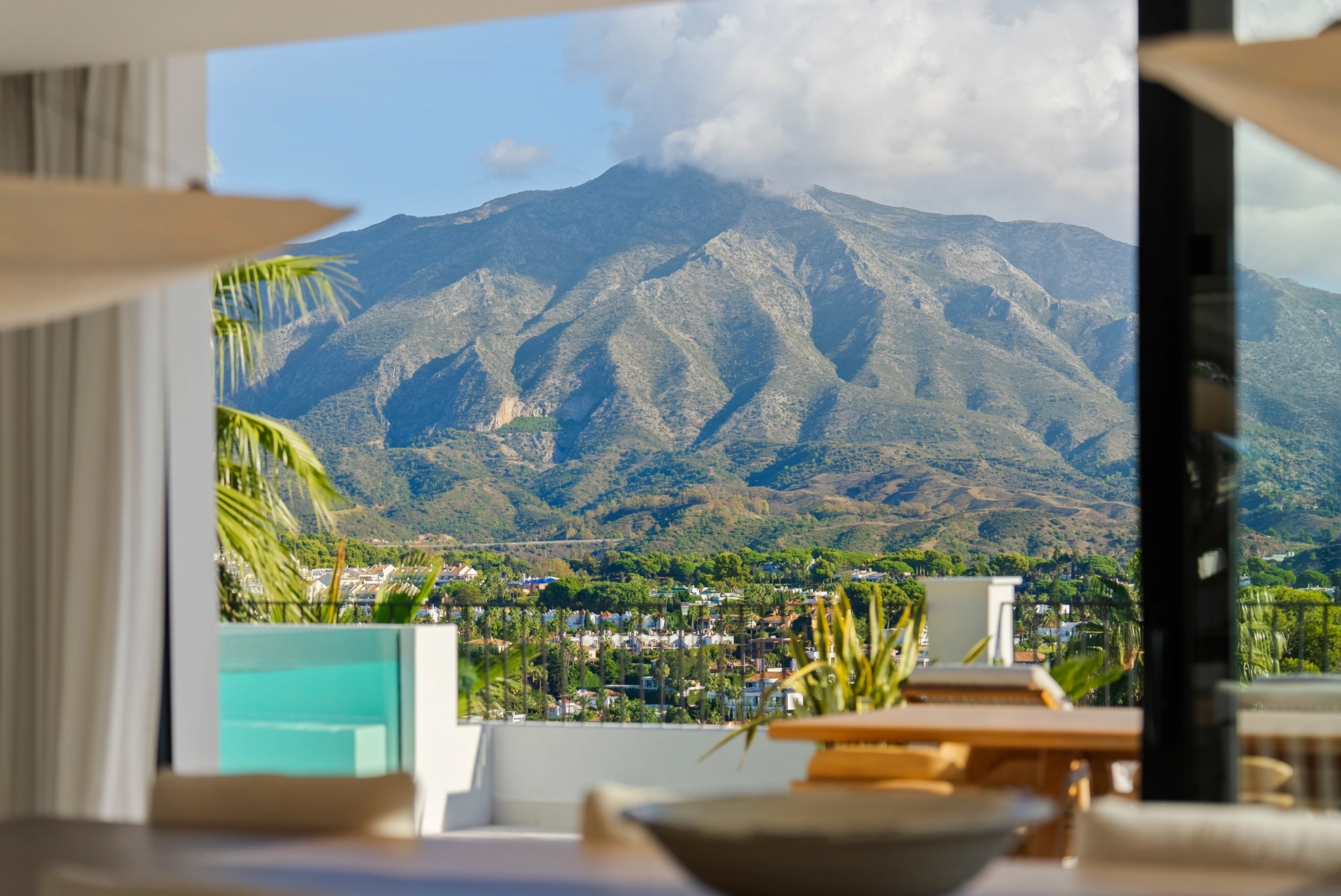 Villa for sale in Nueva Andalucia, Marbella
