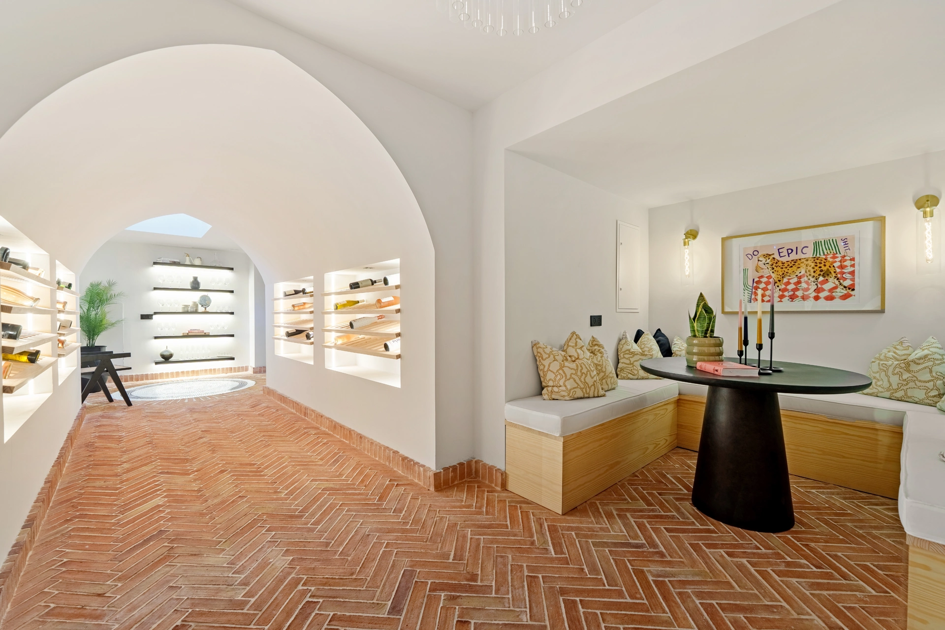 Villa for sale in Nueva Andalucia, Marbella