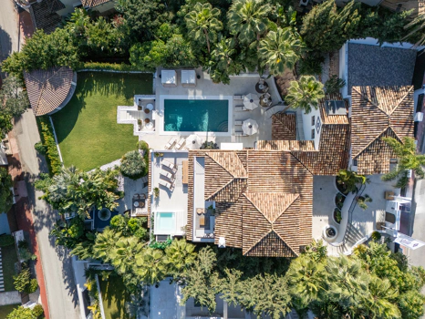 Exceptional Contemporary Luxury Villa in Nueva Andalucía, Marbella