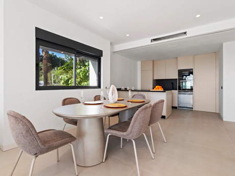 Modern Luxury Apartments with Private Pools and Sea-View Penthouses near Marbella