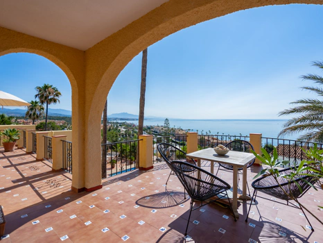 Magnificent Andalusian Villa with Scandinavian Touch and Sea Views in Estepona West