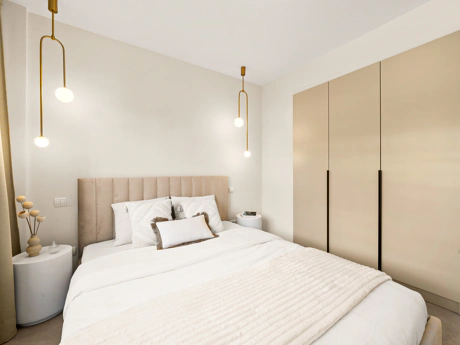 Elegante Apartamento Reformado con Vistas Panorámicas al Golf, al Mar y a La Concha