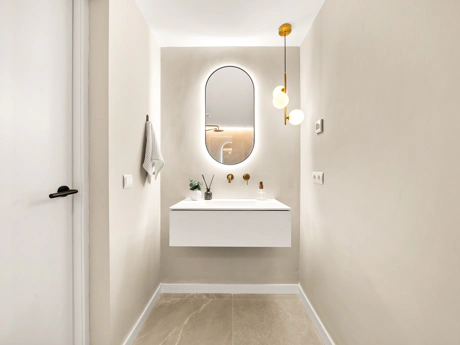 Elegante Apartamento Reformado con Vistas Panorámicas al Golf, al Mar y a La Concha