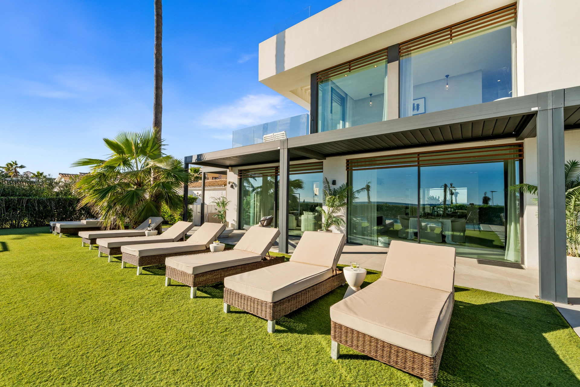 Villa en venta en New Golden Mile, Estepona Este