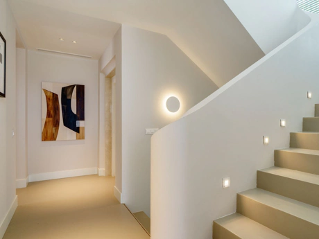 Villa for sale in Estepona