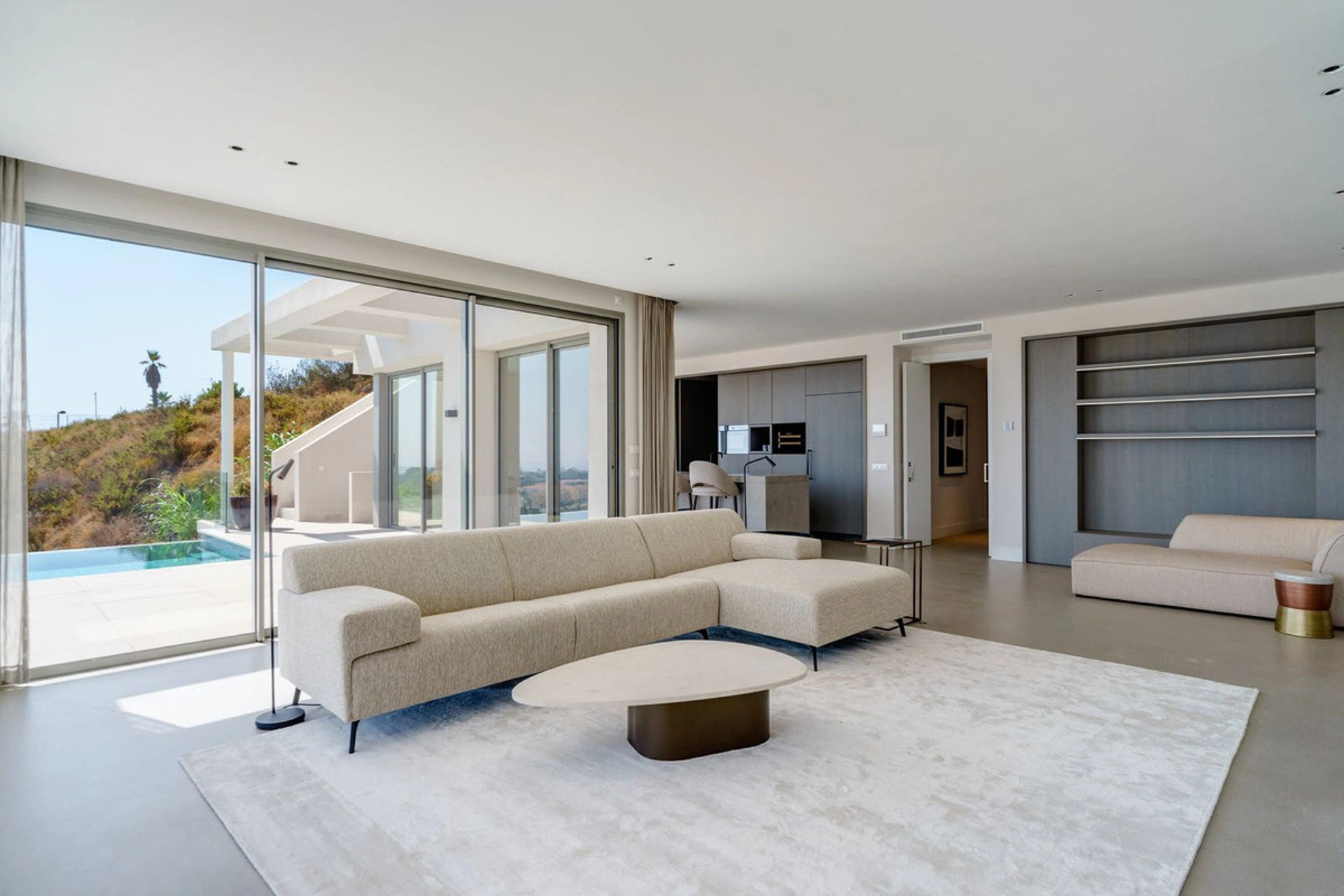 Villa for sale in Estepona