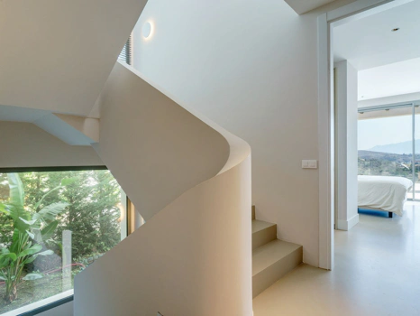 Villa for sale in Estepona