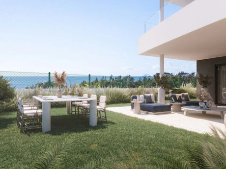Ground Floor Apartment for sale in Estepona