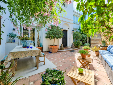 Adosado en venta en Nagüeles, Marbella Golden Mile