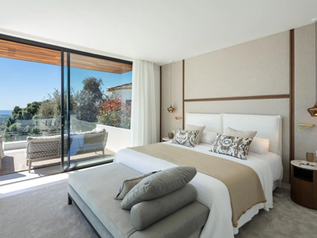 Villa for sale in Benahavis