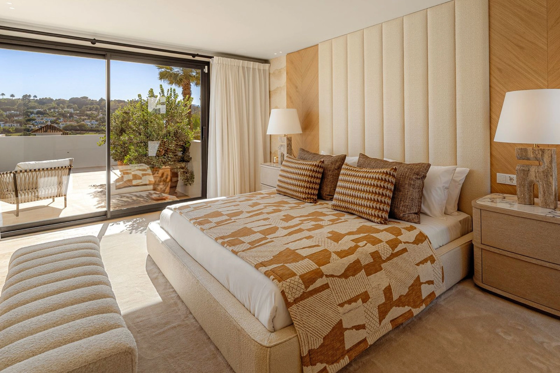 Villa en venta en Aloha, Nueva Andalucia