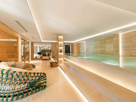 Villa en venta en Aloha, Nueva Andalucia