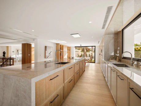 Villa en venta en Aloha, Nueva Andalucia