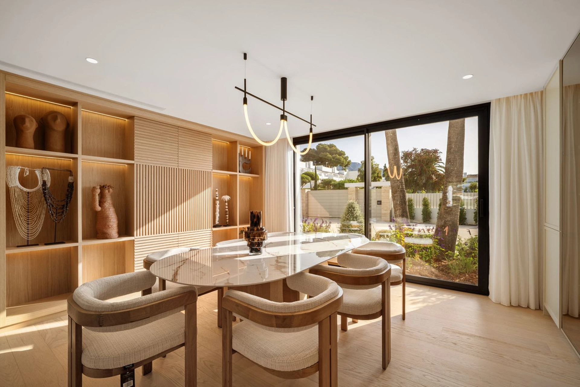 Villa en venta en Aloha, Nueva Andalucia