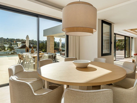 Villa en venta en Aloha, Nueva Andalucia