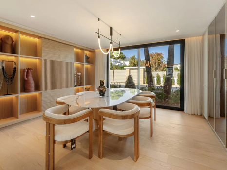 Villa en venta en Aloha, Nueva Andalucia