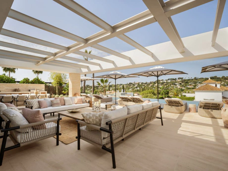 Villa en venta en Aloha, Nueva Andalucia