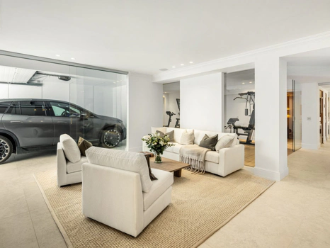 Villa en venta en Nueva Andalucia, Marbella