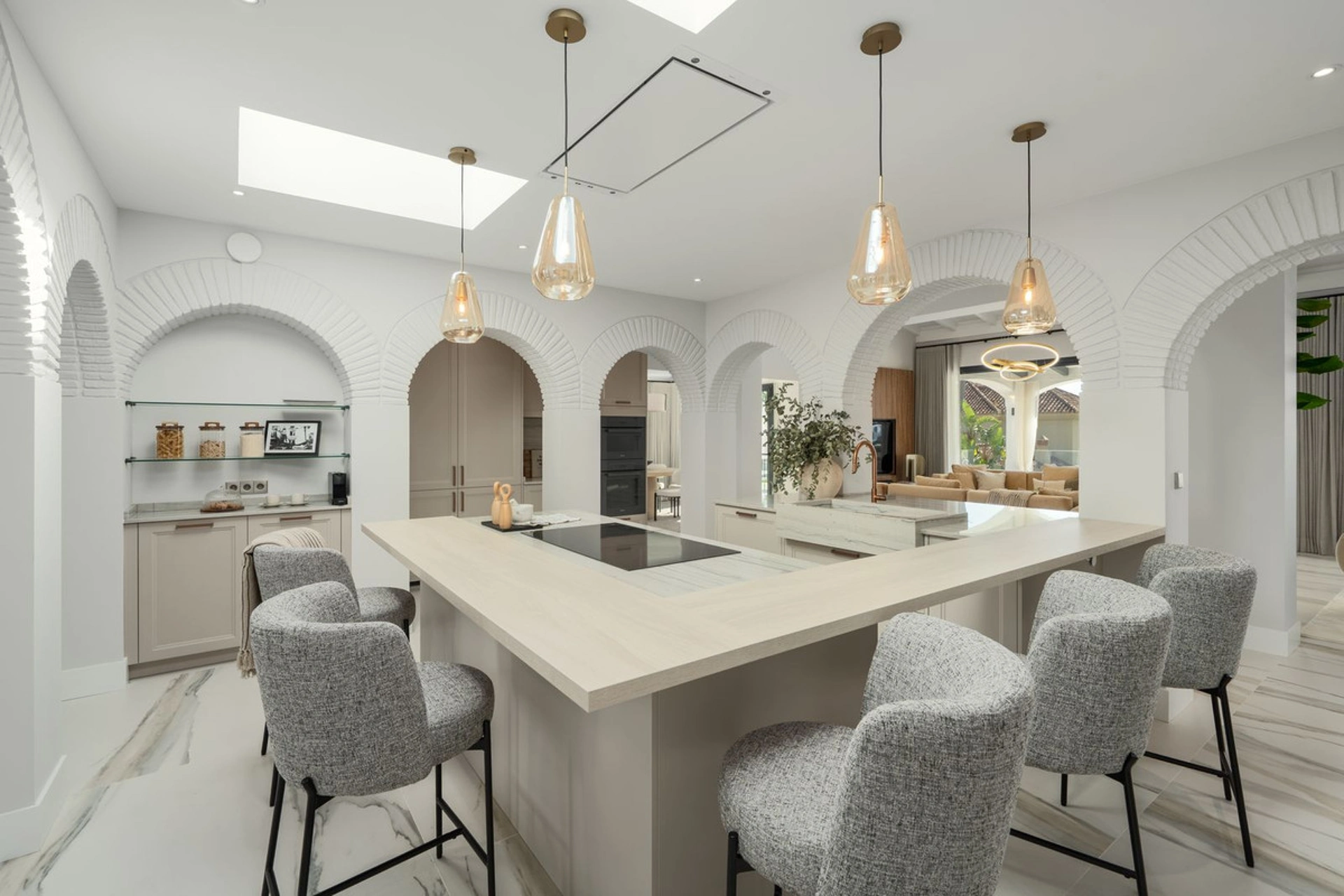 Villa for sale in Marbella Golden Mile