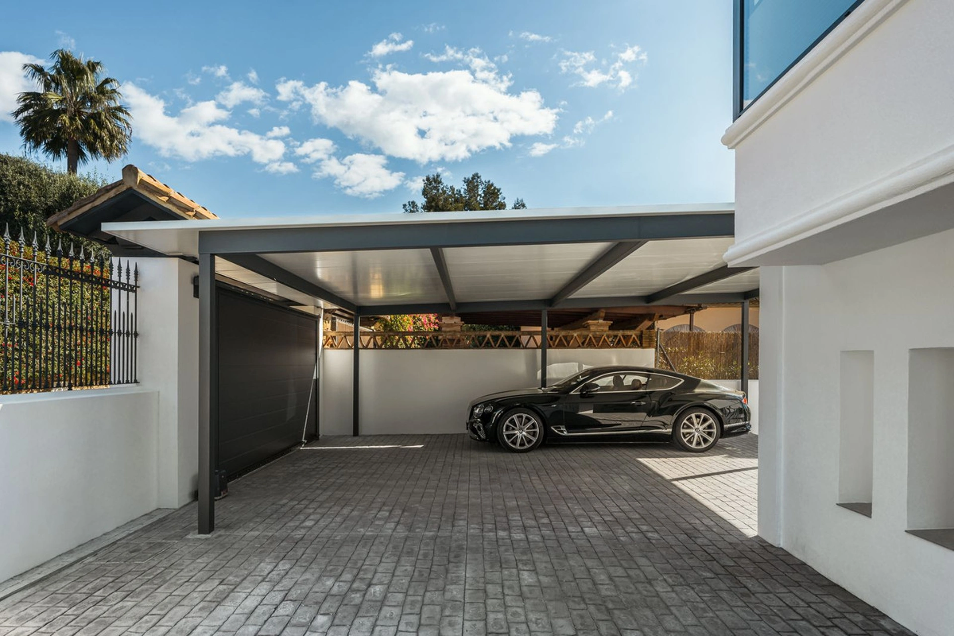 Villa for sale in Marbella Golden Mile